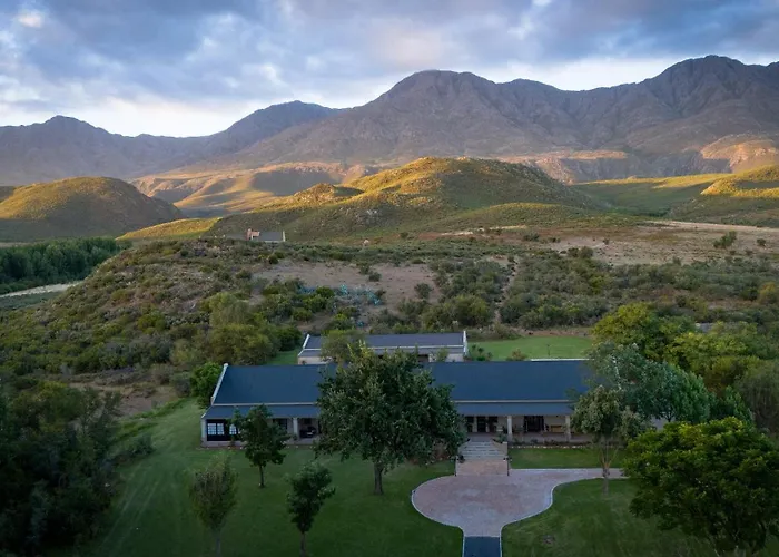 Swartberg Private Game Lodge