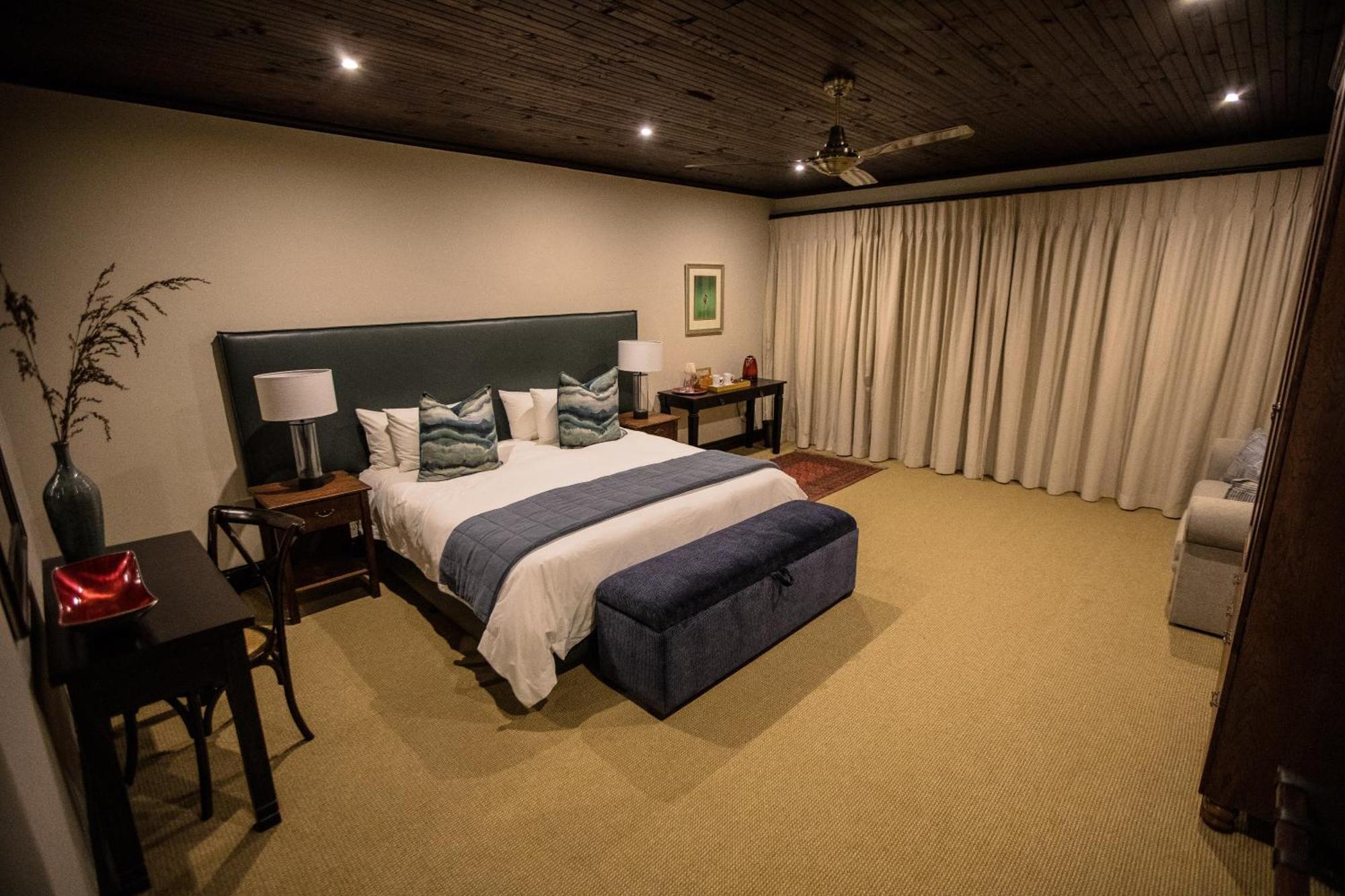 Swartberg Private Game Lodge Oudtshoorn